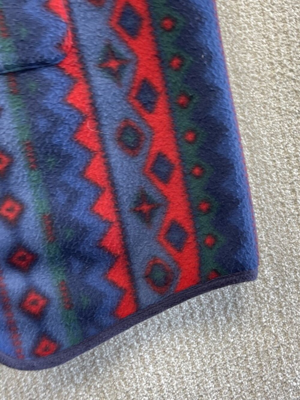 Vintage 90's Fleece Vest Aztec / Southwestern Navajo Outdoor Gorpcore Men Read - Picture 5 of 8